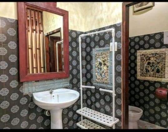 Sakura Wood House Otel Luang Prabang Dış mekan fotoğraf